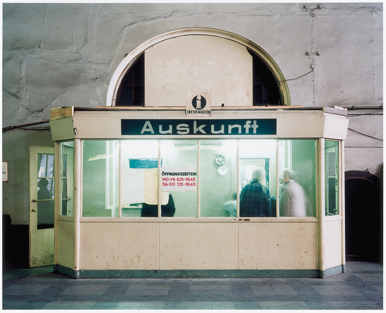 Matthias Hoch, Dresden-Neustadt, 1988, © (Matthias Hoch) VG Bild-Kunst, Bonn
